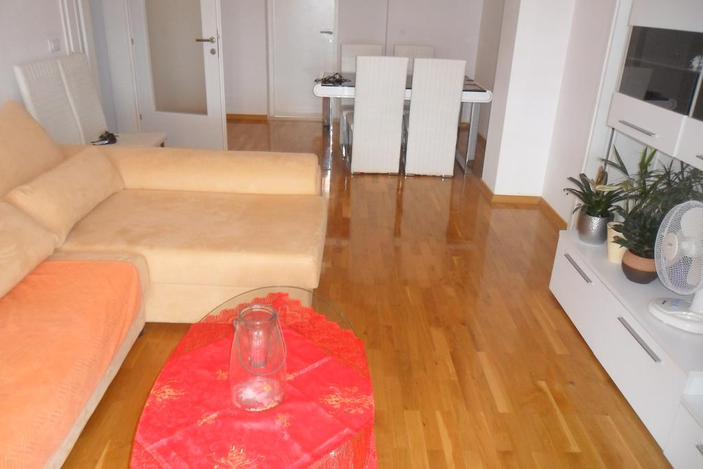 Guest house Anela With Large Common Tarrace And Beautiful Sea View