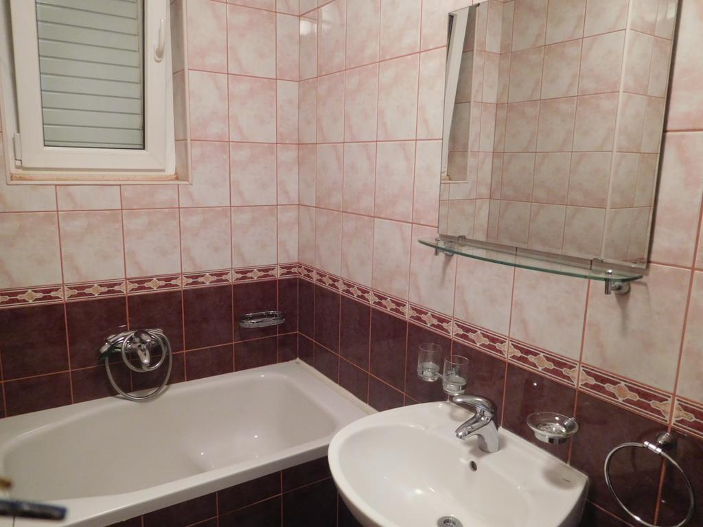Guest house Anela With Large Common Tarrace And Beautiful Sea View Dubrovnik