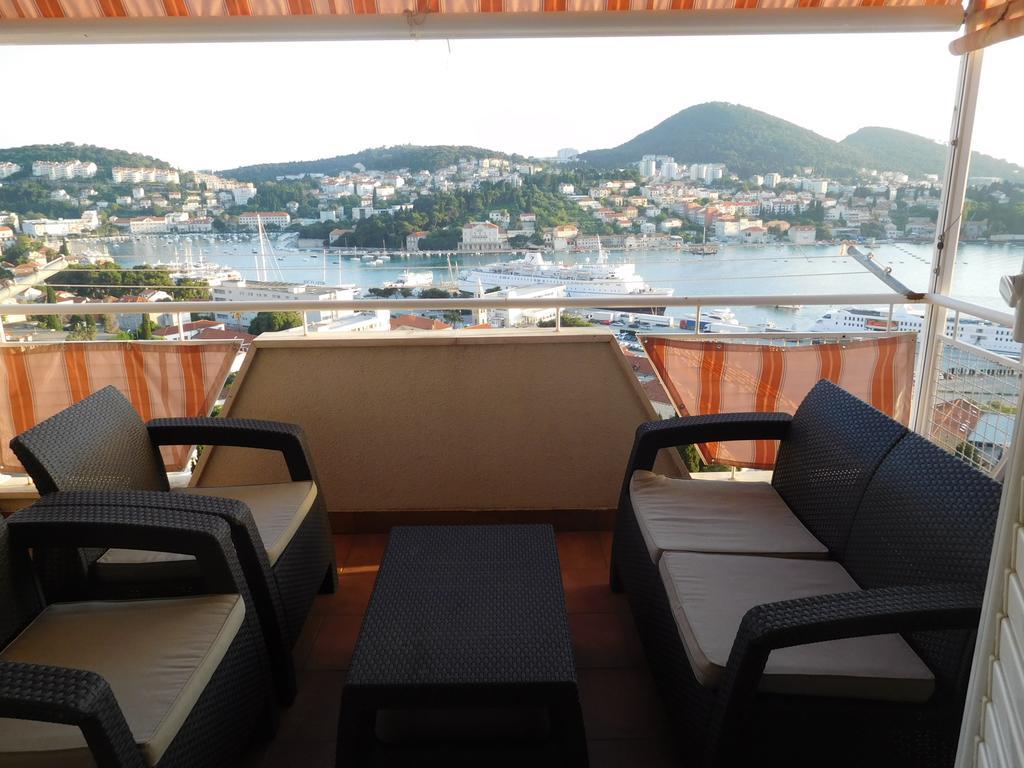 Guest house Anela With Large Common Tarrace And Beautiful Sea View